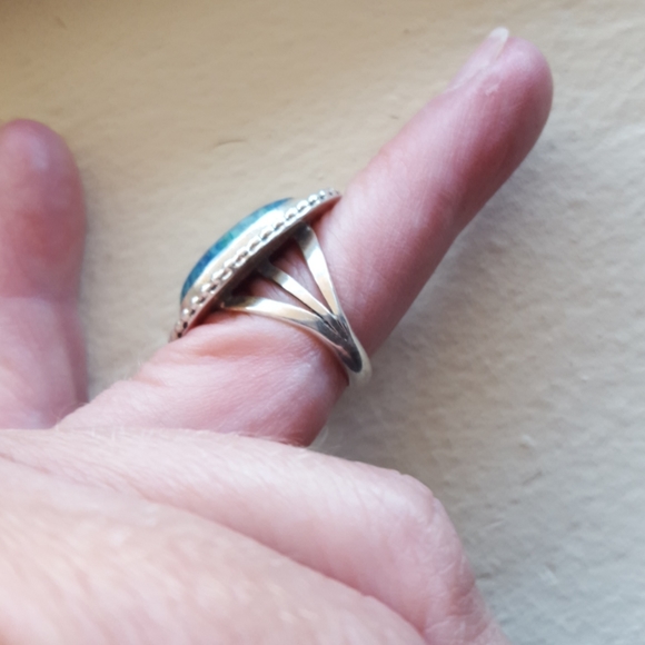 Sterling Silver Statement Ring - Picture 5 of 8